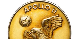 Apollo 11 Robbins Medal