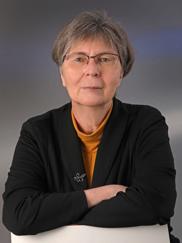 Dr. Ursula Kampmann